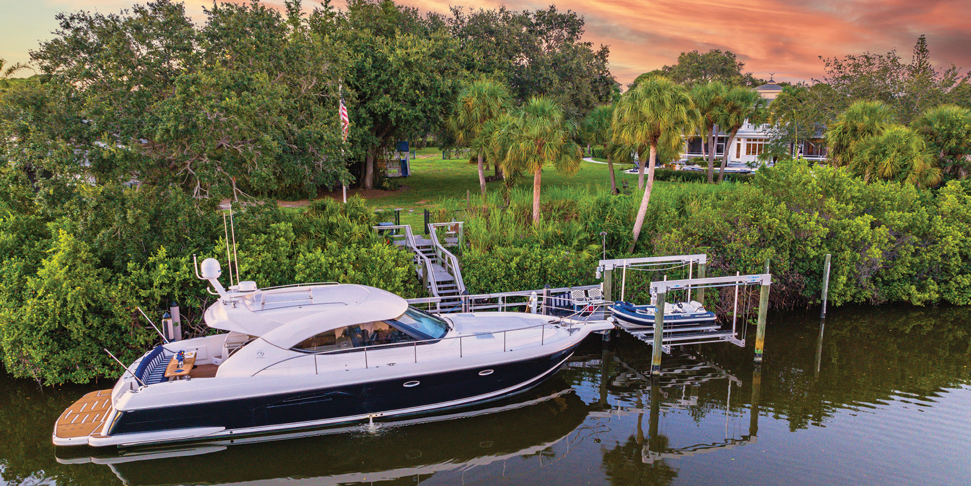 Grand Florida estate on the water