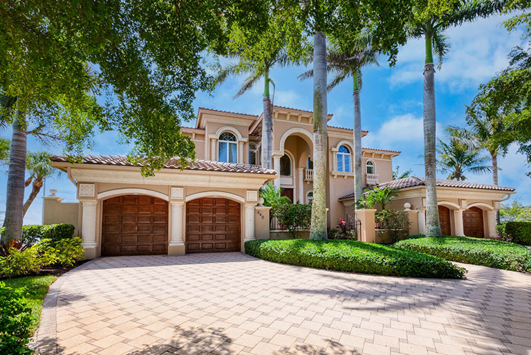 640 Rountree Dr, Longboat Key FL 34228