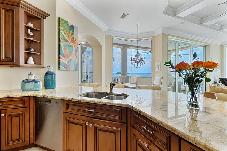 640 Rountree Dr, Longboat Key FL 34228