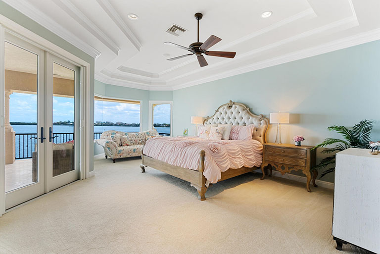 640 Rountree Dr, Longboat Key FL 34228