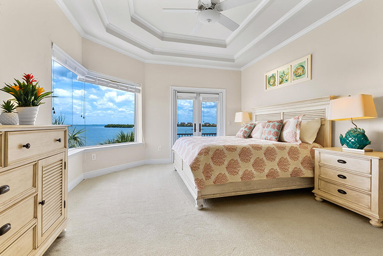 640 Rountree Dr, Longboat Key FL 34228