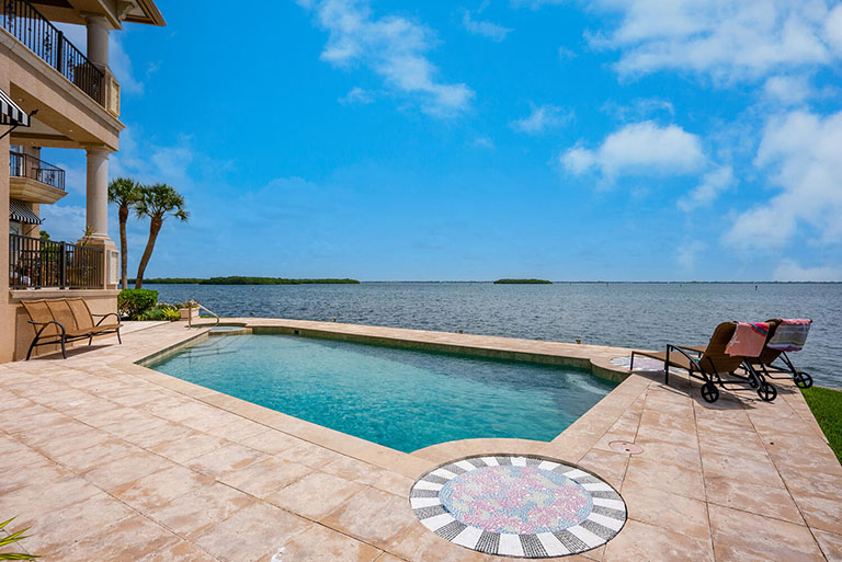 640 Rountree Dr, Longboat Key FL 34228