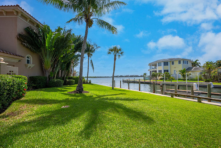 640 Rountree Dr, Longboat Key FL 34228